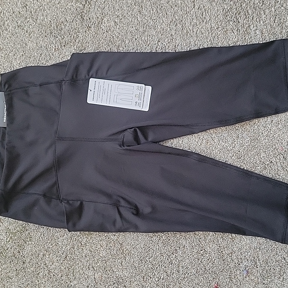 Rbx compression knee length capris